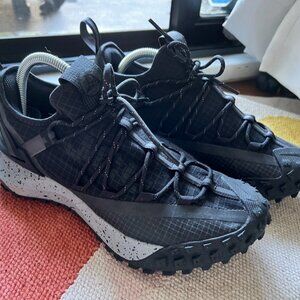 Nike Mountain Fly Low x Haven